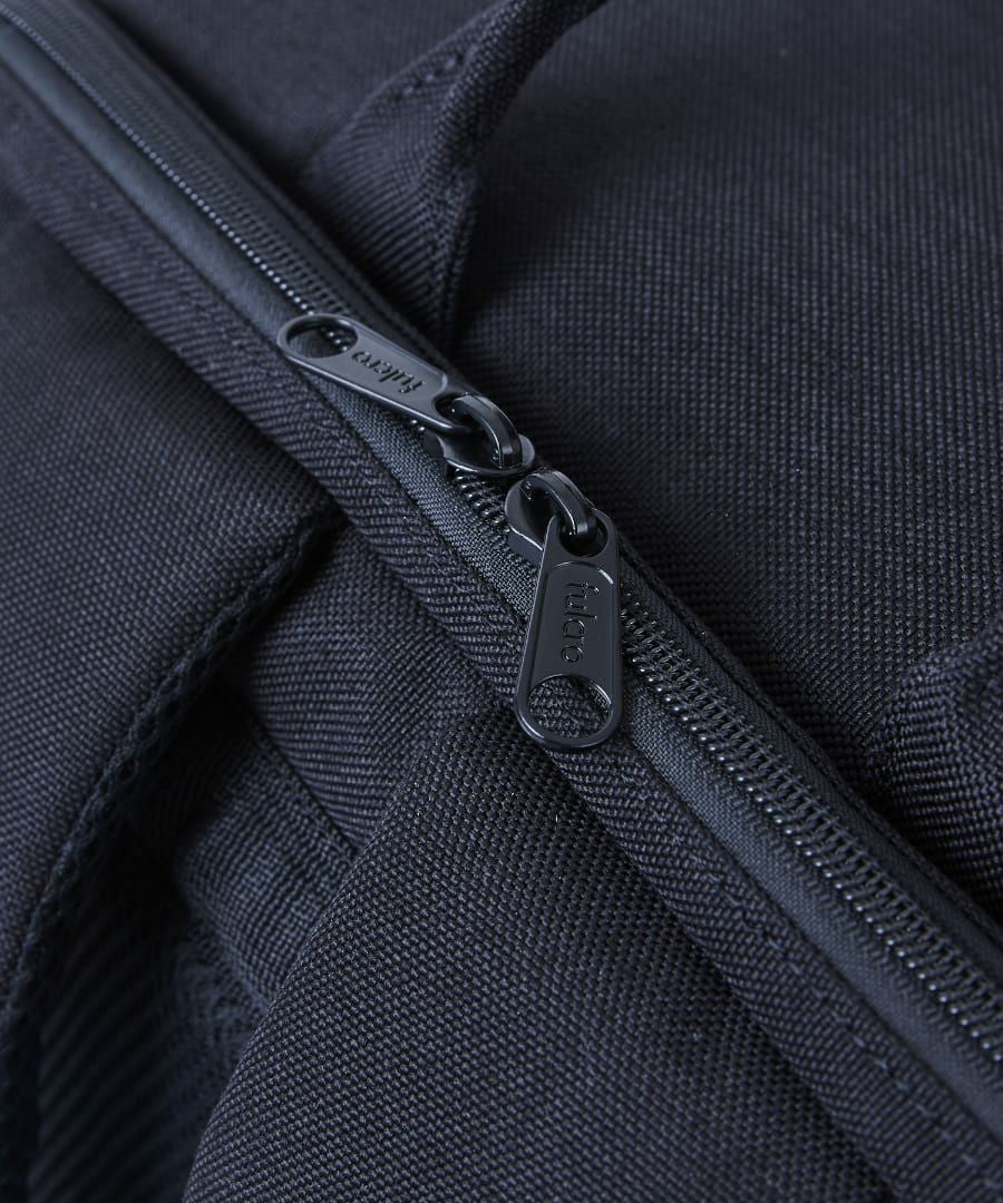 Explorer / Vertical 背包