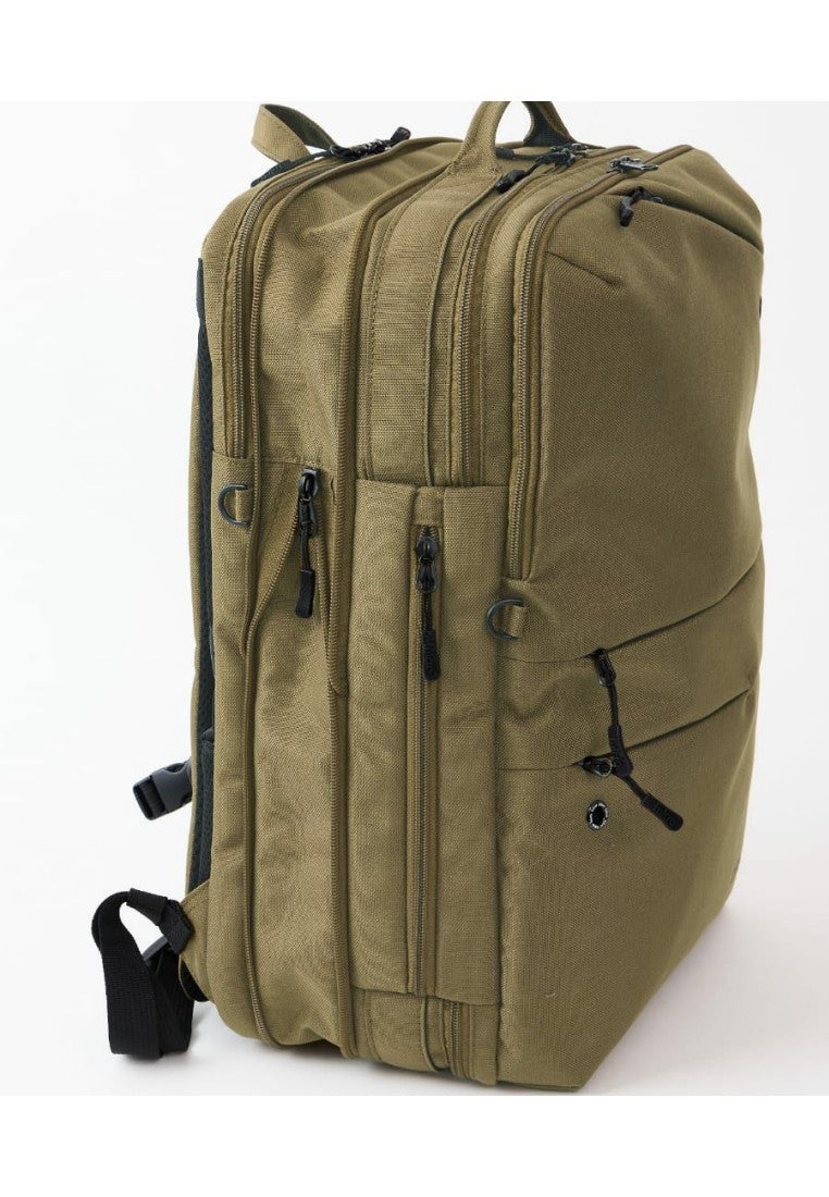 Explorer / Pro 背包