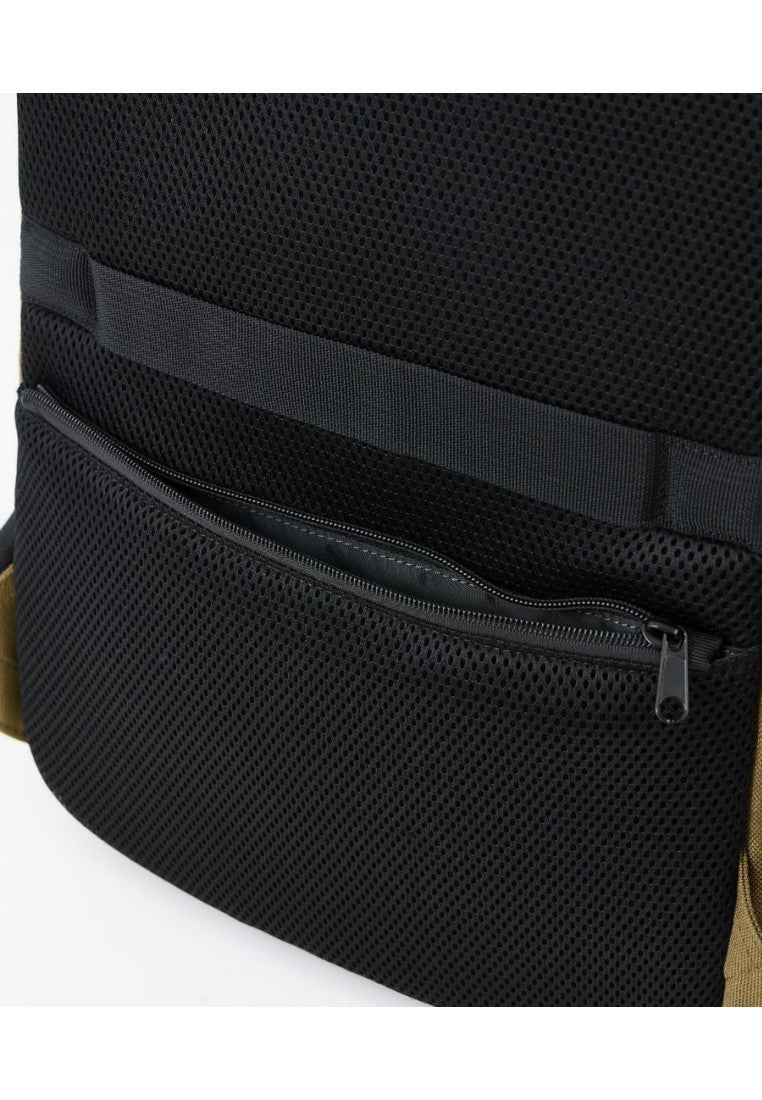 Explorer / Pro 背包