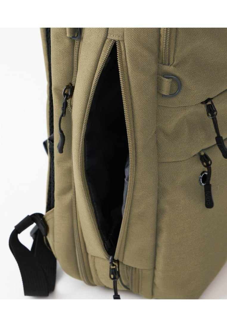 Explorer / Pro 背包