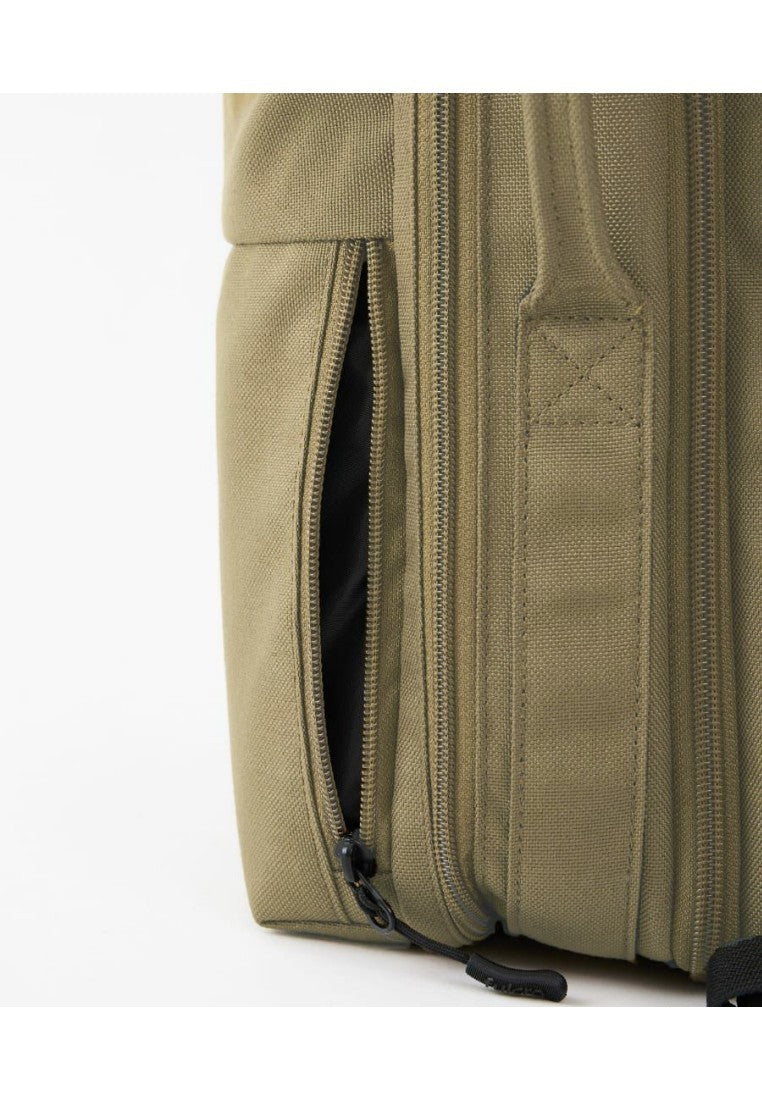 Explorer / Pro 背包