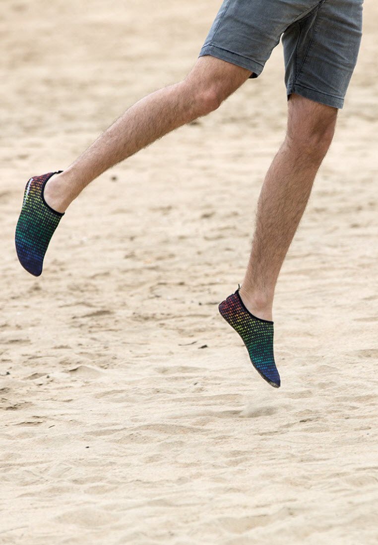戶外運動涉水鞋 (彩點) 39-44碼 Drainage Sole Beach/Wading shoes (Color)