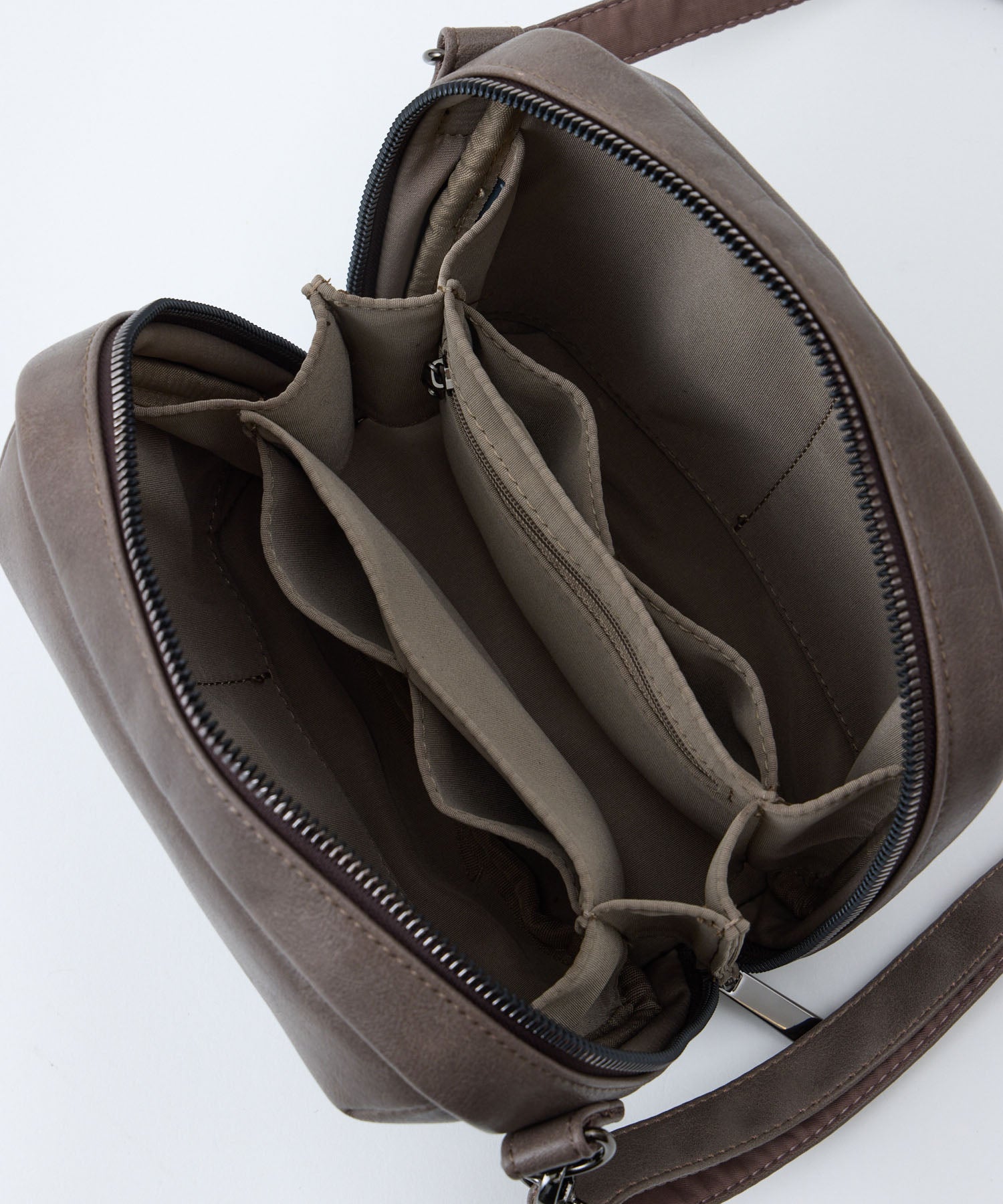 R FCA1005 Cube 單肩包