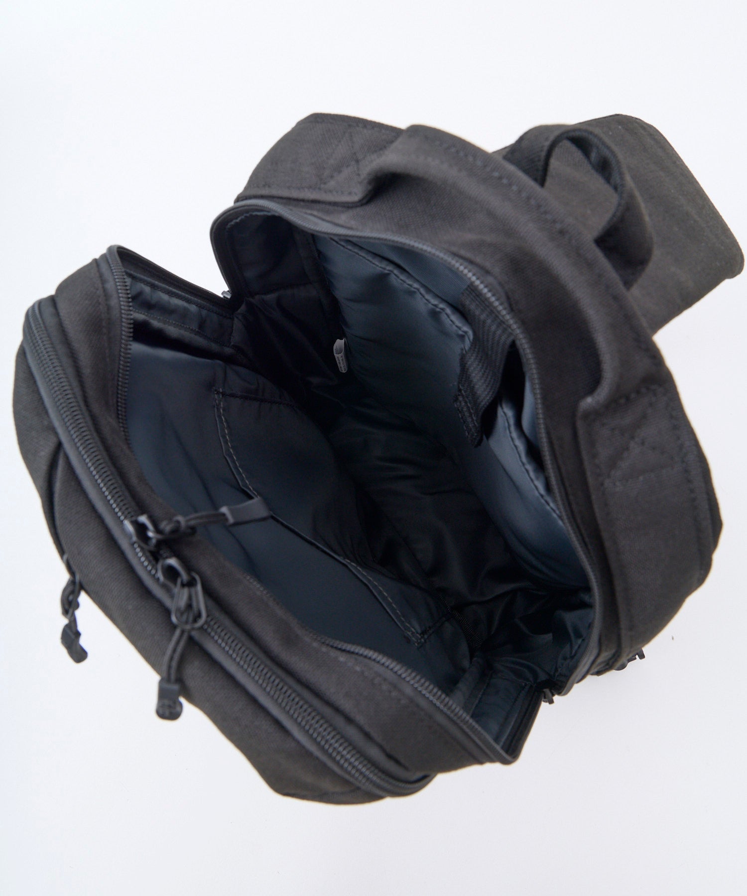 Explorer FMA0042 Pro 斜背包 19L