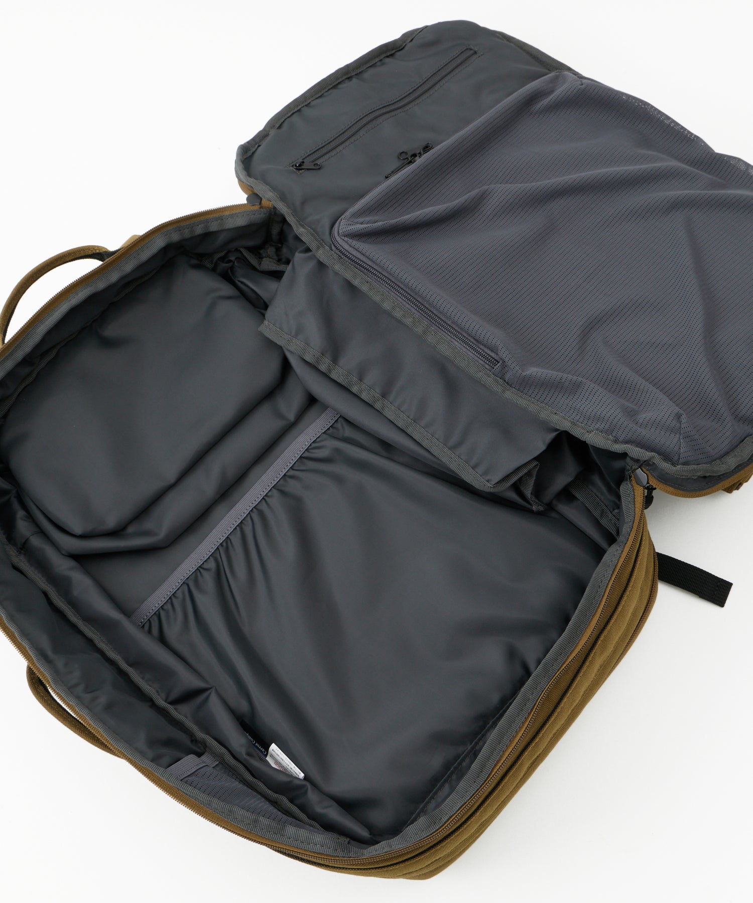 Explorer FMA0043 Chamber 單肩包